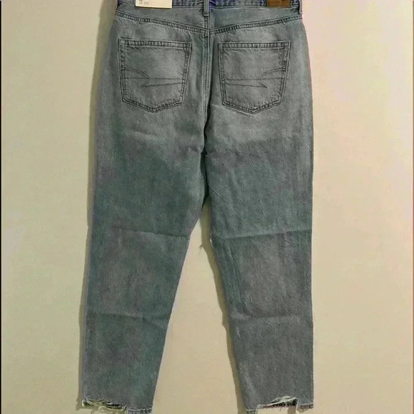 American Eagle Ripped Mom High Rise Jean - Picture 3 of 11